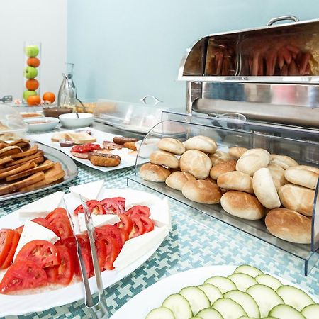 Plános Daisy Hotel מראה חיצוני תמונה