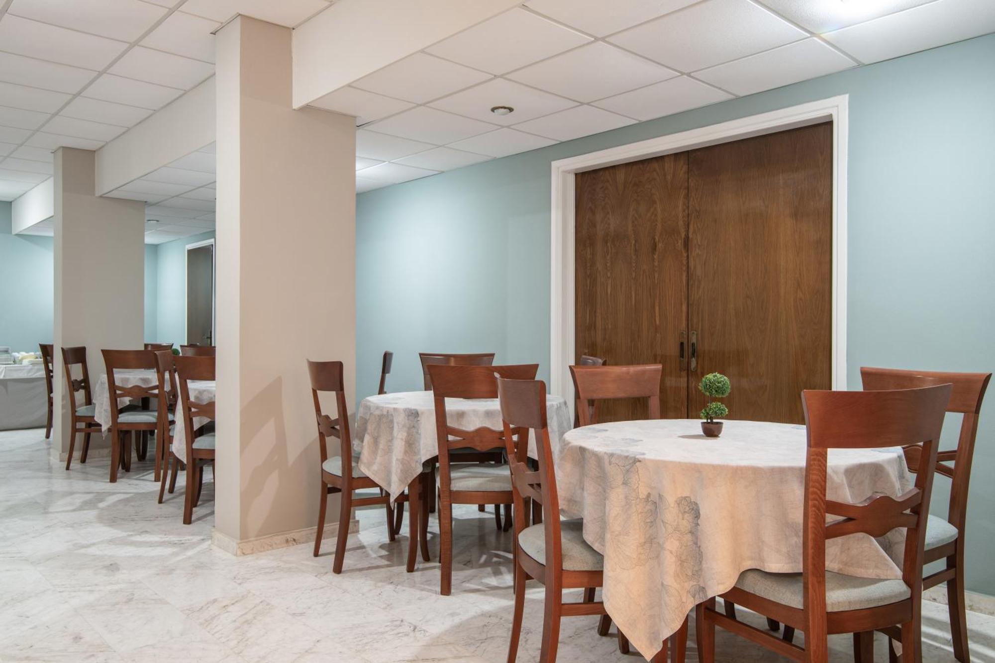 Plános Daisy Hotel מראה חיצוני תמונה