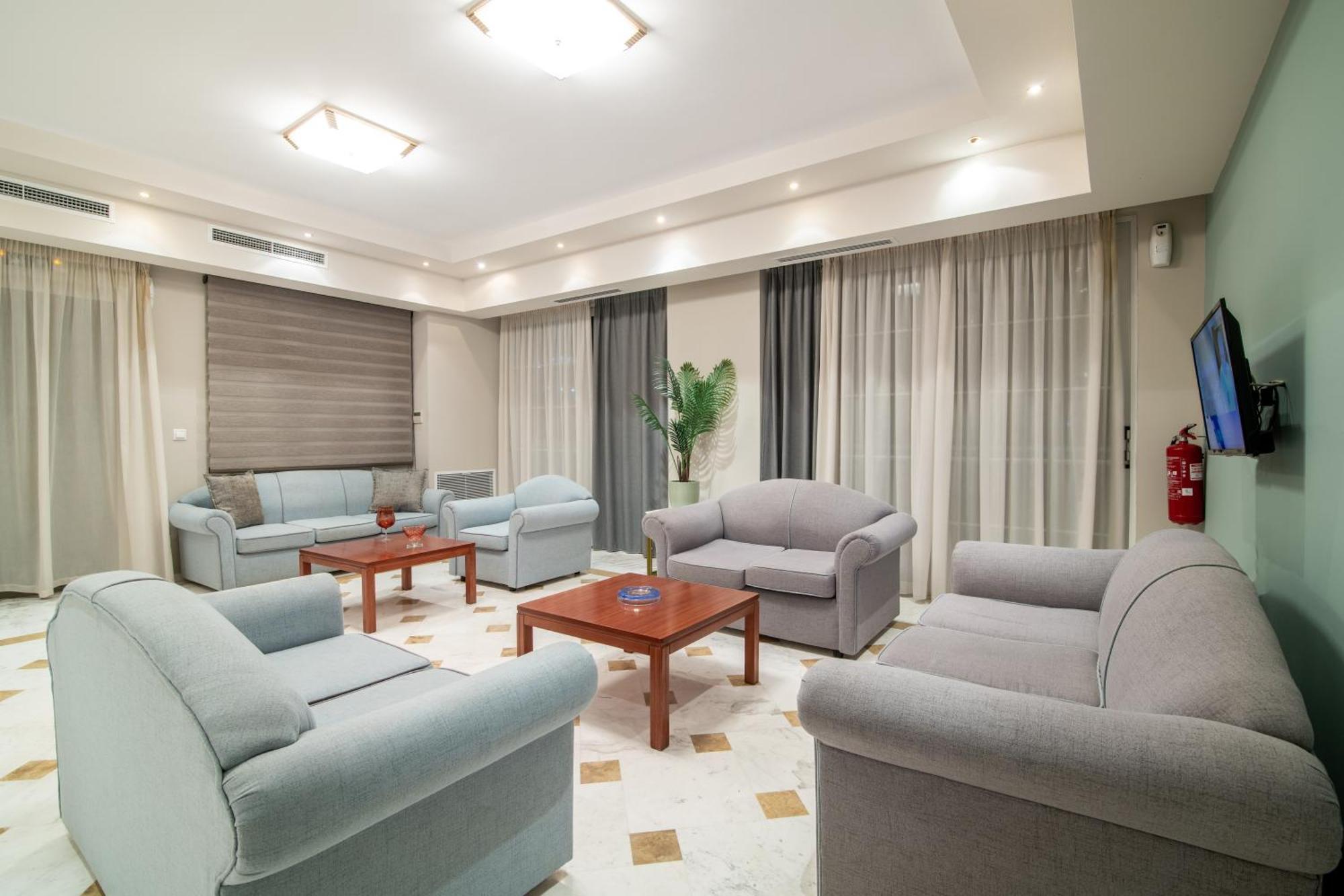 Plános Daisy Hotel מראה חיצוני תמונה