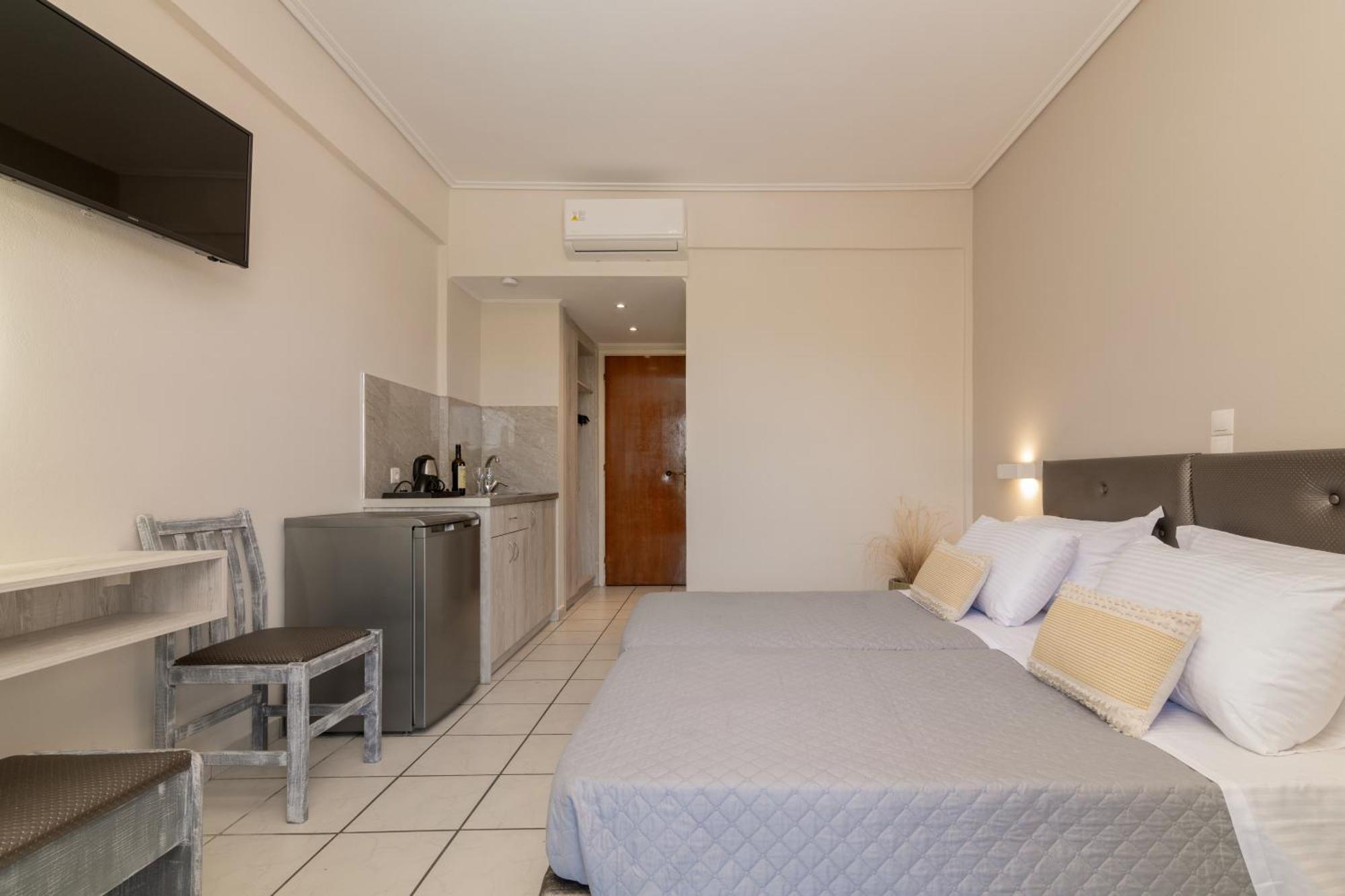 Plános Daisy Hotel מראה חיצוני תמונה