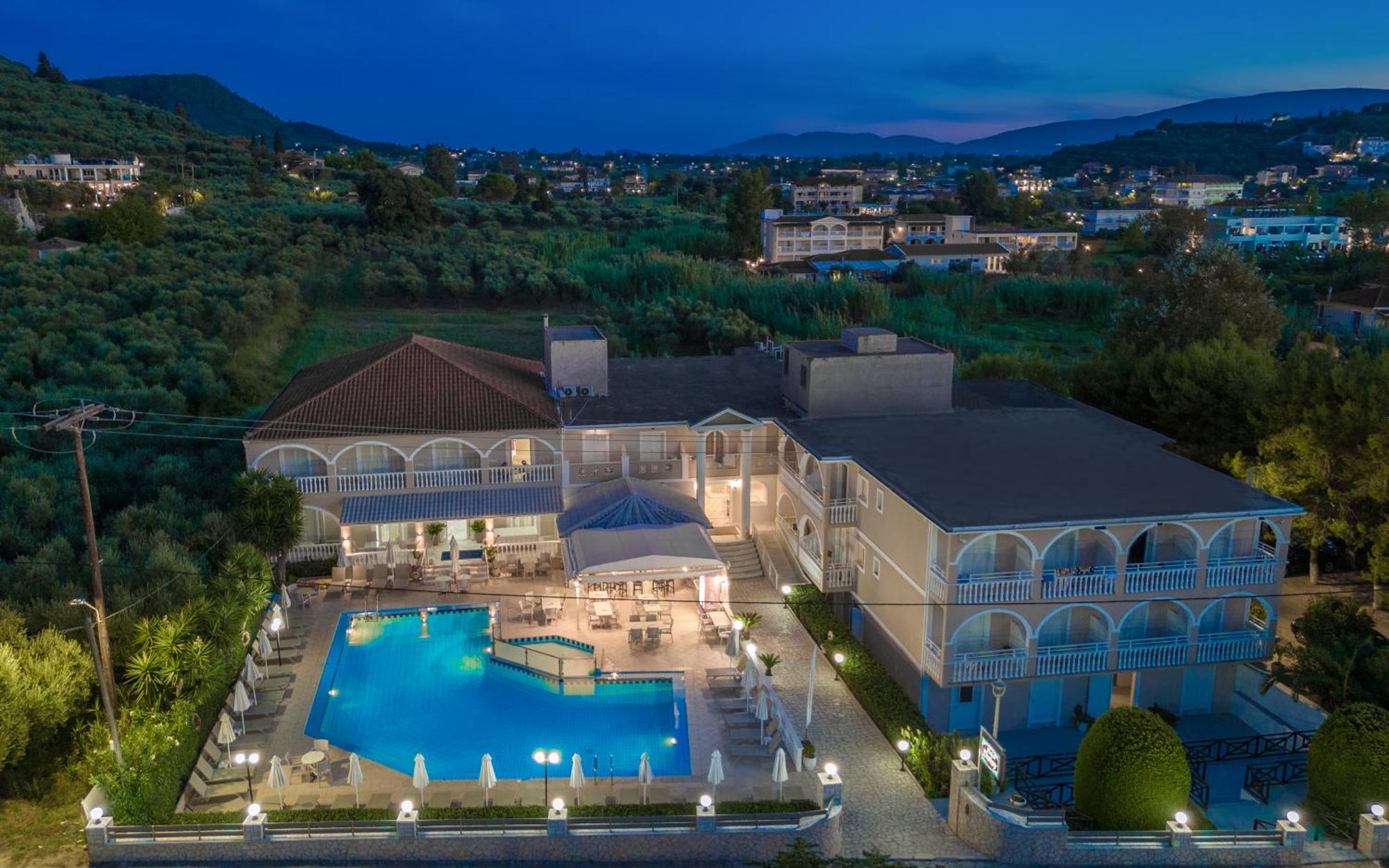 Plános Daisy Hotel מראה חיצוני תמונה