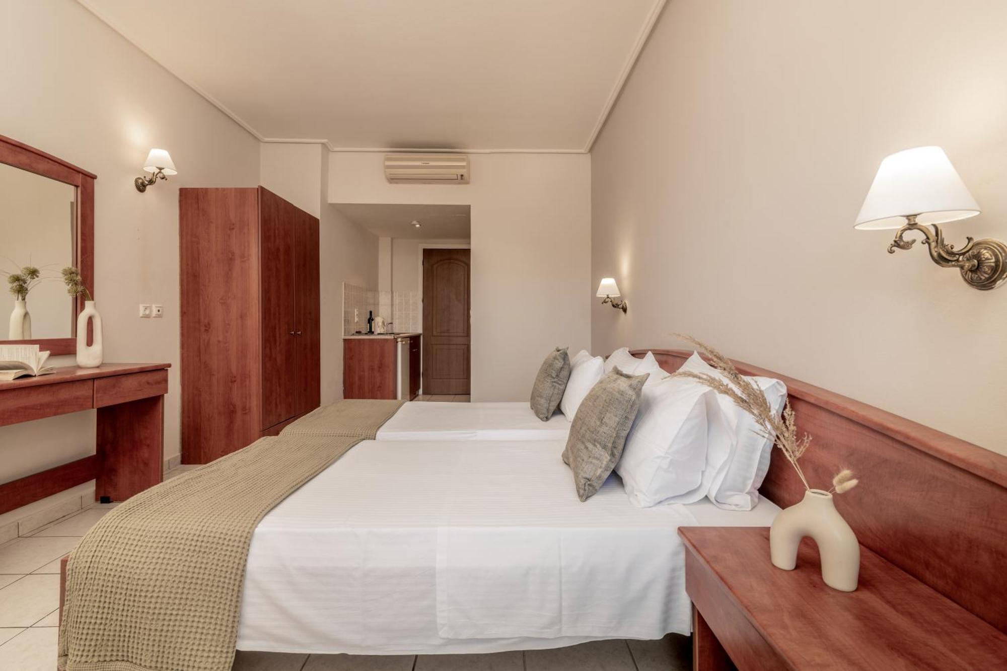 Plános Daisy Hotel מראה חיצוני תמונה